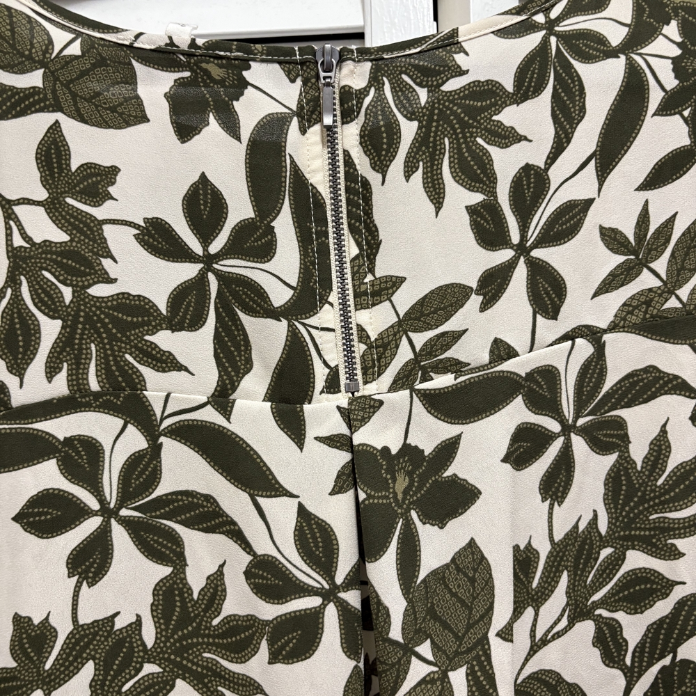 Floral Print Dress with Zipper